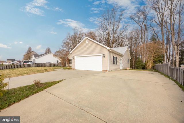 156 CHAPEL BRANCH, Hebron, MD 21830