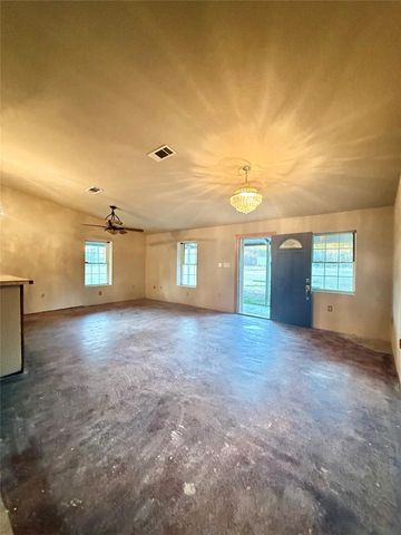 14899 Highway 62 N, Orange, TX 77632