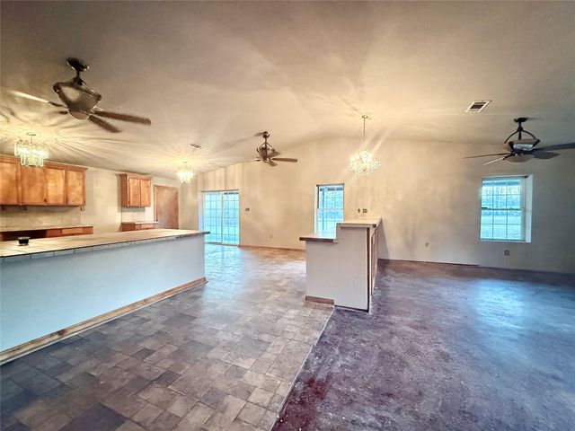 14899 Highway 62 N, Orange, TX 77632