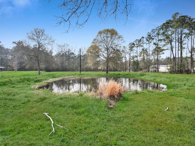 14899 Highway 62 N, Orange, TX 77632