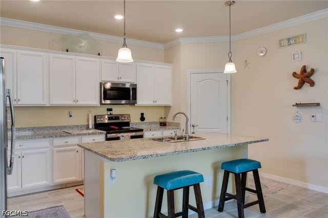 16138 Palmetto Prairie DR, Alva, FL 33920