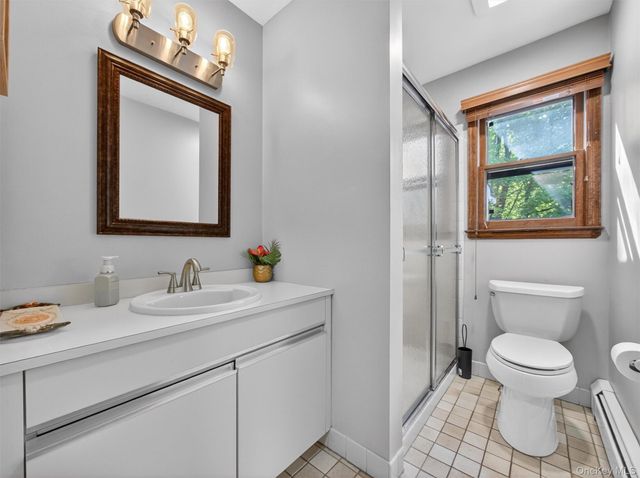 7 Bell Court, Suffern, NY 10901