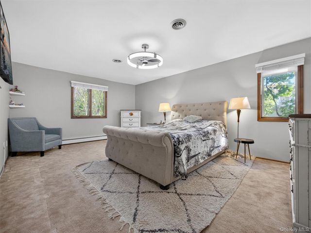 7 Bell Court, Suffern, NY 10901