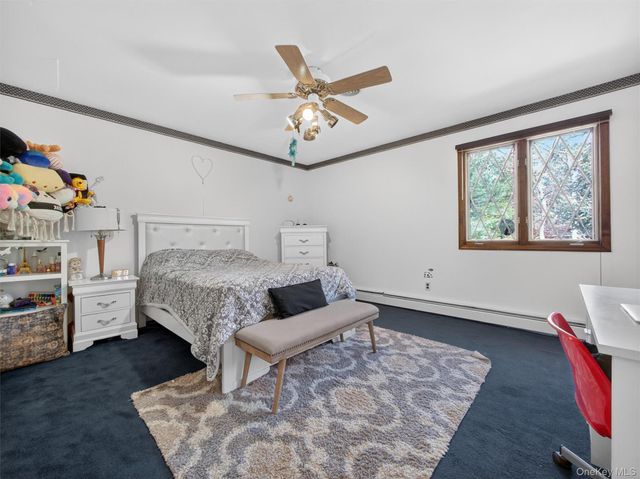 7 Bell Court, Suffern, NY 10901