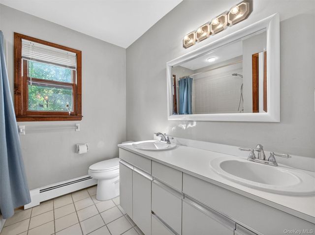 7 Bell Court, Suffern, NY 10901