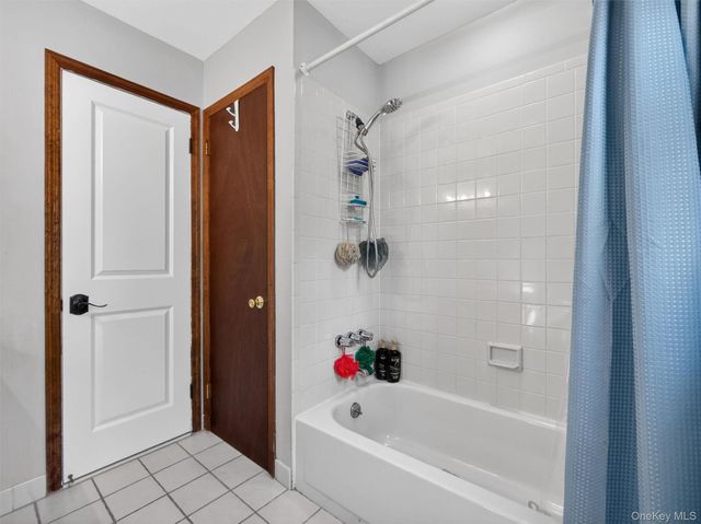 7 Bell Court, Suffern, NY 10901