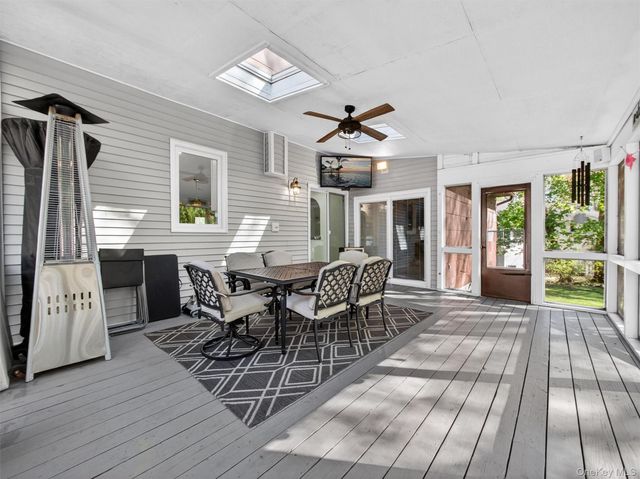 7 Bell Court, Suffern, NY 10901