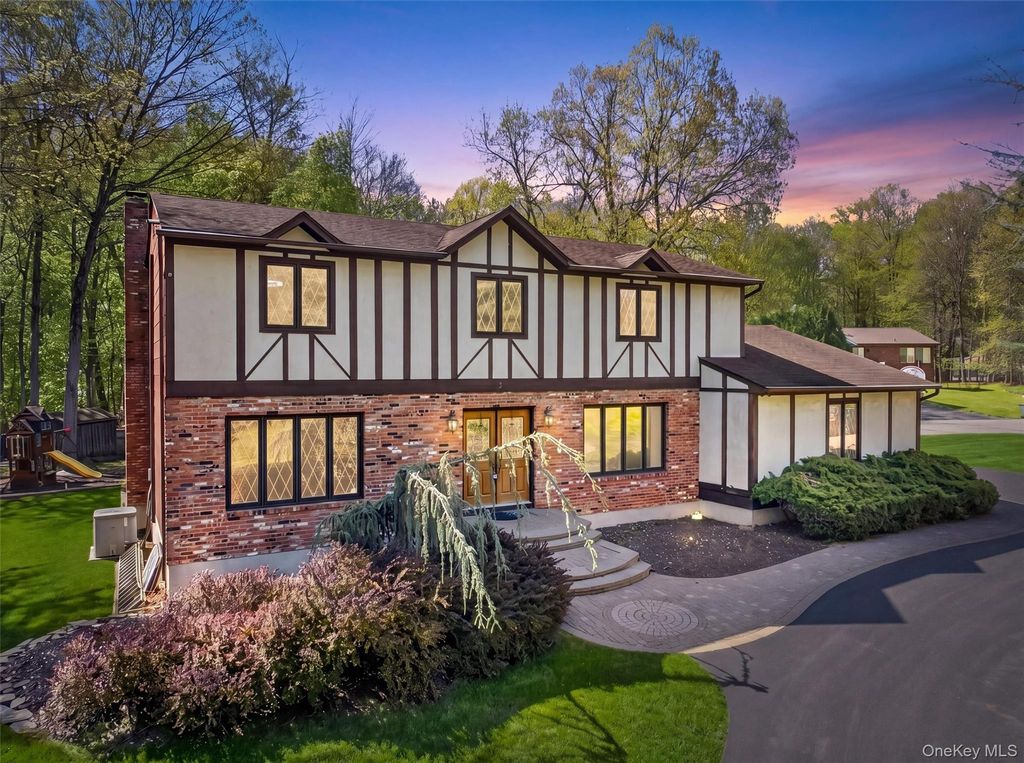 7 Bell Court, Suffern, NY 10901