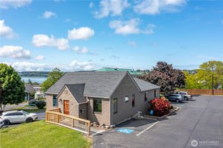1121 SE Dock Street, Oak Harbor, WA 98277
