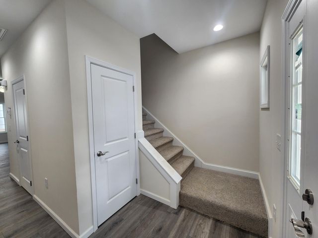 6135 Warren Newcomb DR, Radford, VA 24141