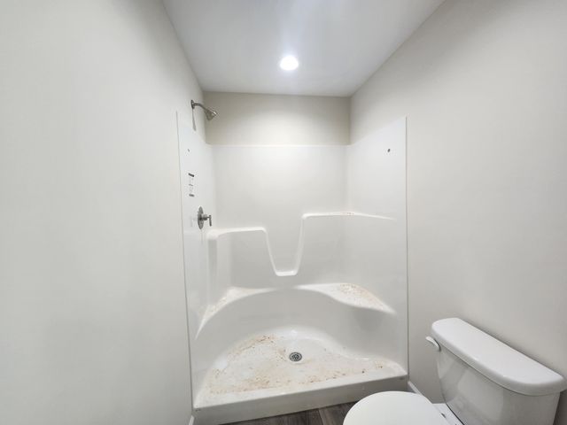 6135 Warren Newcomb DR, Radford, VA 24141