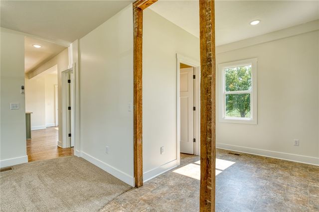 1239 Old 35, Xenia, OH 45385