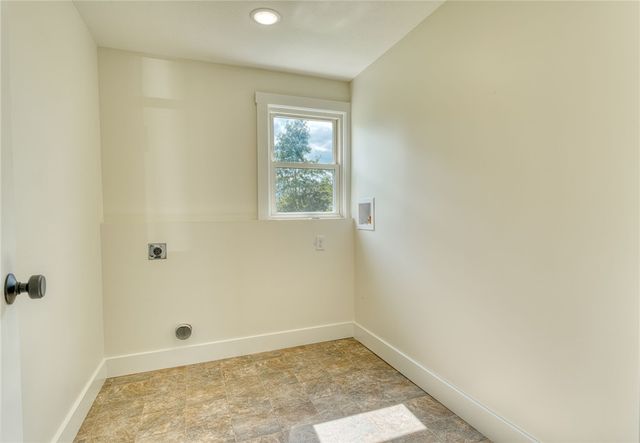 1239 Old 35, Xenia, OH 45385