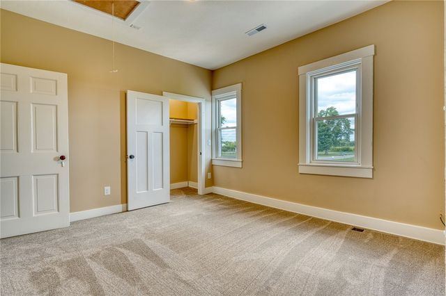 1239 Old 35, Xenia, OH 45385