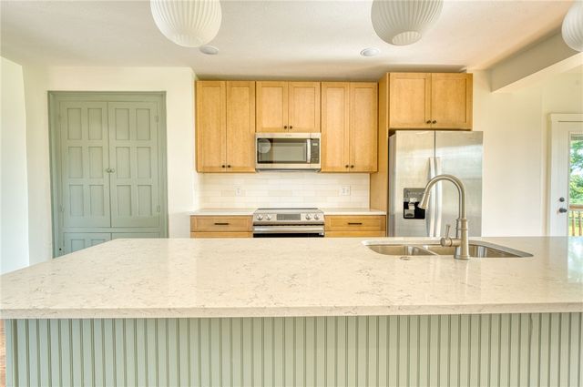 1239 Old 35, Xenia, OH 45385