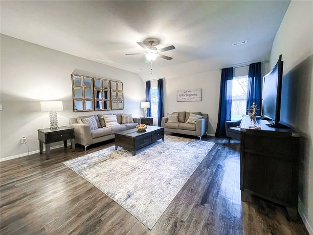 1000 Hilda Lane, Elkins, AR 72727