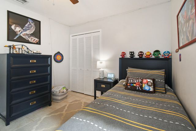 409 Woodview Circle, Palm Beach Gardens, FL 33418