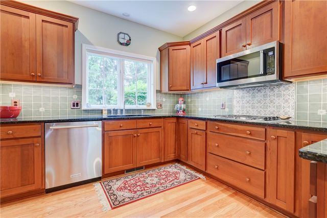 2 Founders Green, Pittsford, NY 14534