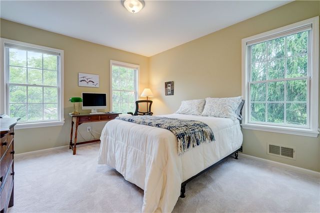 2 Founders Green, Pittsford, NY 14534