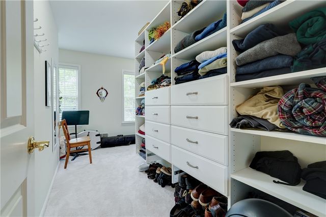 2 Founders Green, Pittsford, NY 14534