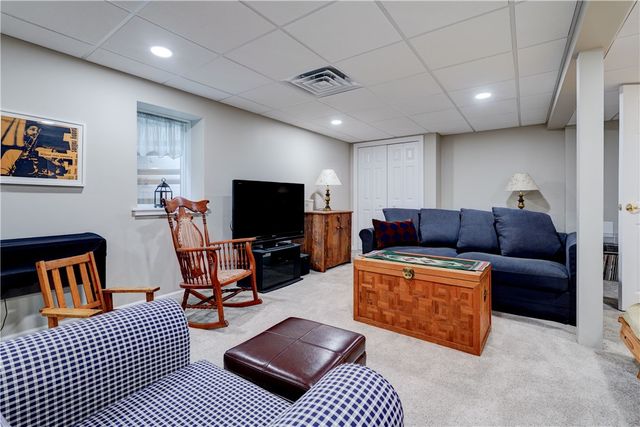 2 Founders Green, Pittsford, NY 14534