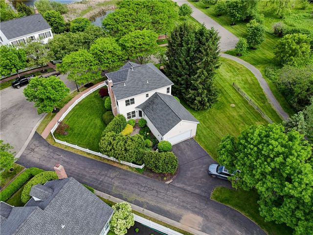 2 Founders Green, Pittsford, NY 14534