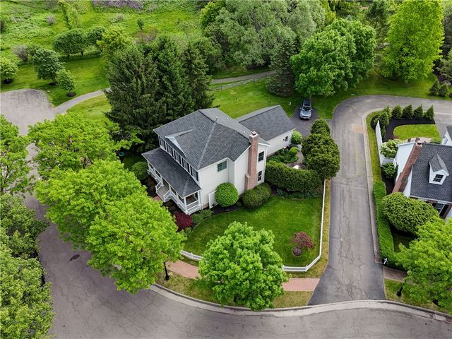 2 Founders Green, Pittsford, NY 14534