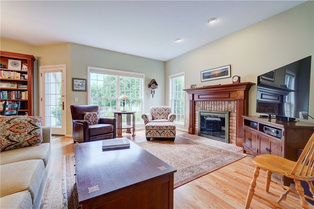 2 Founders Green, Pittsford, NY 14534