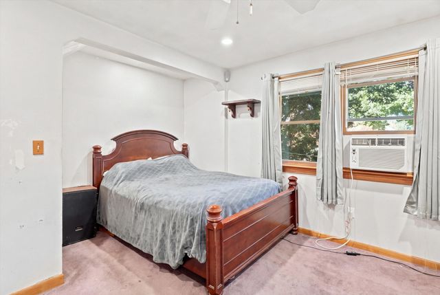 27 Malvern St, Waltham, MA 02451