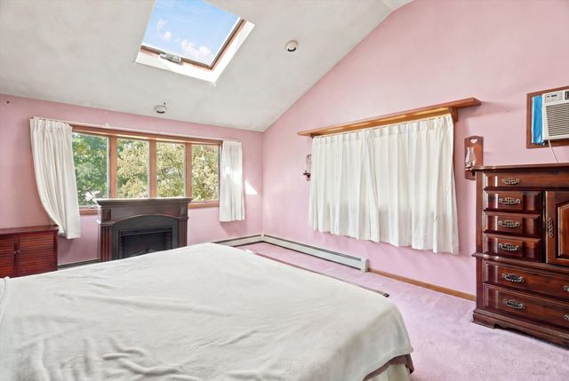 27 Malvern St, Waltham, MA 02451