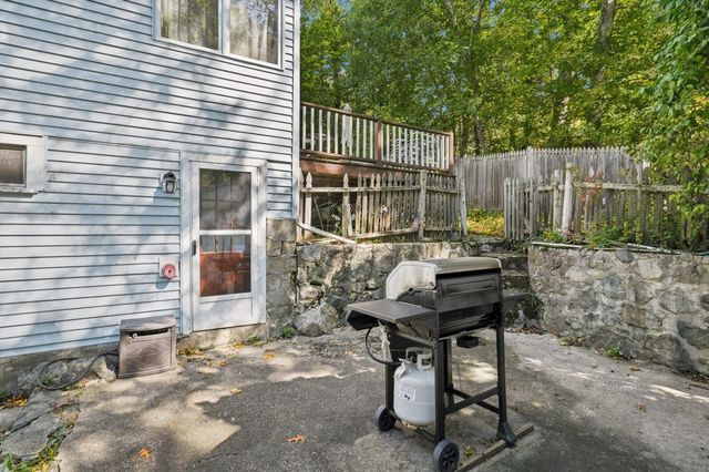 27 Malvern St, Waltham, MA 02451