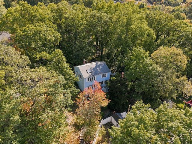 27 Malvern St, Waltham, MA 02451