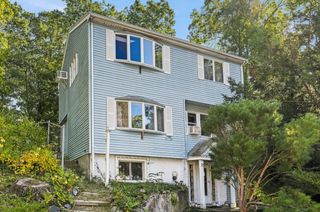 27 Malvern St, Waltham, MA 02451