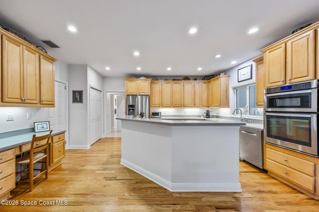 2102 Ladner Road NE, Palm Bay, FL 32907