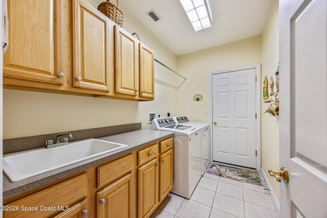 2102 Ladner Road NE, Palm Bay, FL 32907