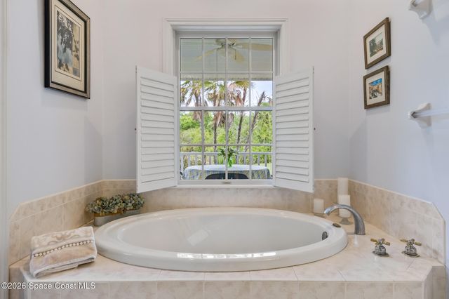 2102 Ladner Road NE, Palm Bay, FL 32907