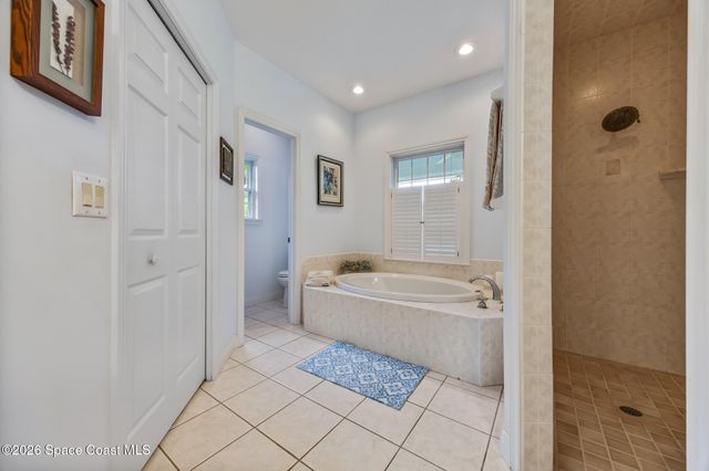 2102 Ladner Road NE, Palm Bay, FL 32907