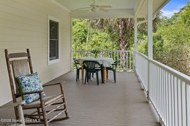 2102 Ladner Road NE, Palm Bay, FL 32907