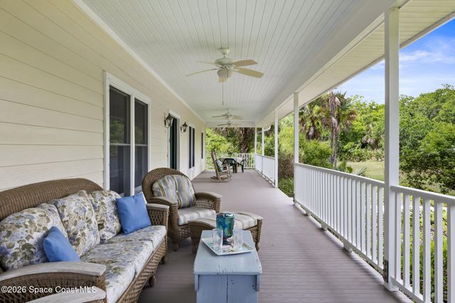 2102 Ladner Road NE, Palm Bay, FL 32907