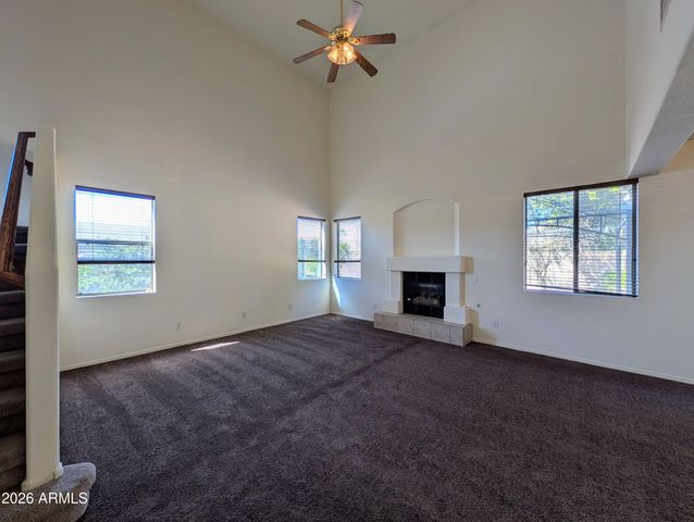 5794 W GOLDEN Lane, Glendale, AZ 85302