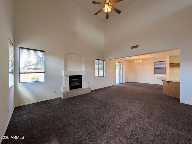 5794 W GOLDEN Lane, Glendale, AZ 85302