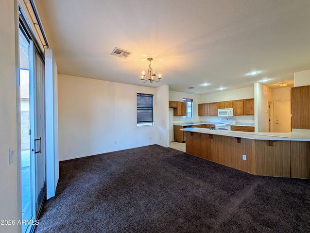 5794 W GOLDEN Lane, Glendale, AZ 85302