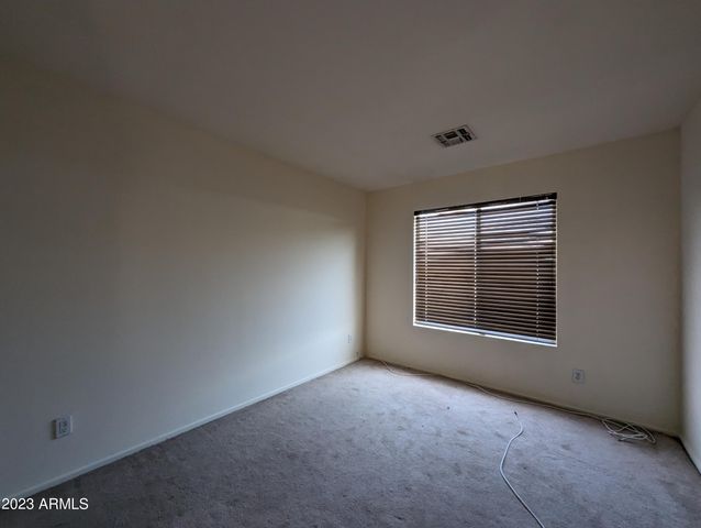 5794 W GOLDEN Lane, Glendale, AZ 85302