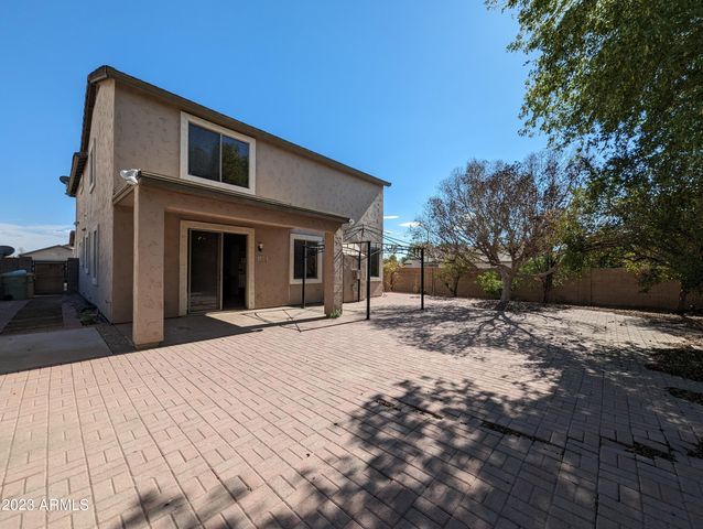 5794 W GOLDEN Lane, Glendale, AZ 85302