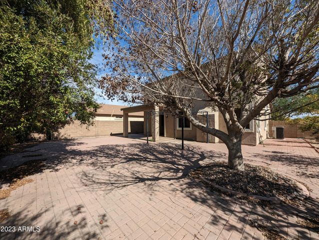 5794 W GOLDEN Lane, Glendale, AZ 85302