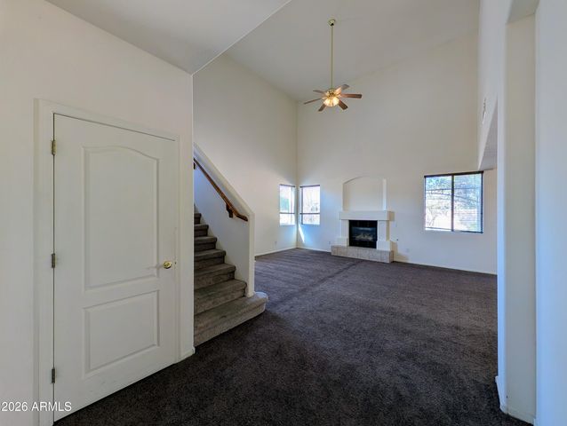 5794 W GOLDEN Lane, Glendale, AZ 85302