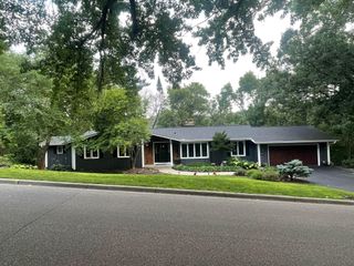 15075 Highland Trail, Minnetonka, MN 55345