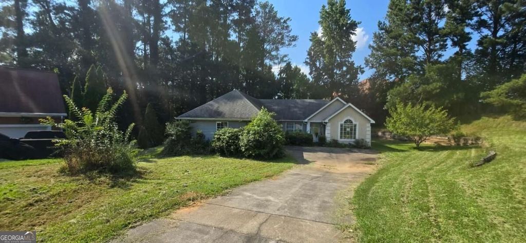 545 Reunion Court SW, Atlanta, GA 30331