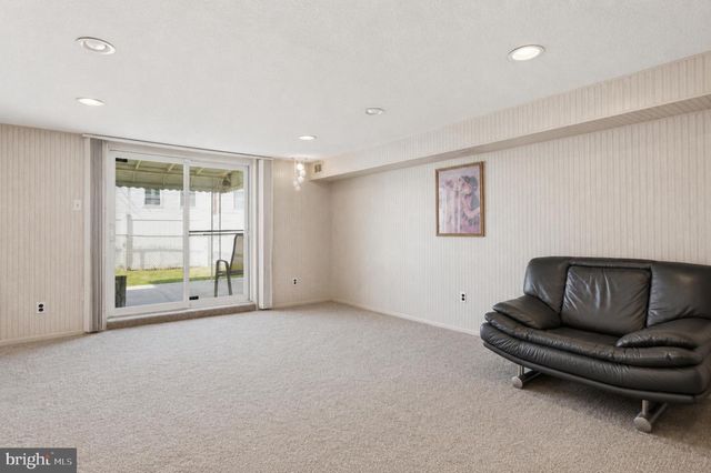 736 SELMER RD, Philadelphia, PA 19116