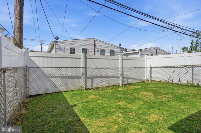 736 SELMER RD, Philadelphia, PA 19116